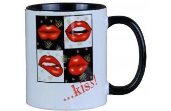 Harald Glööckler Pompöös Tasse Kiss Rot - designed by Harald Glööckler